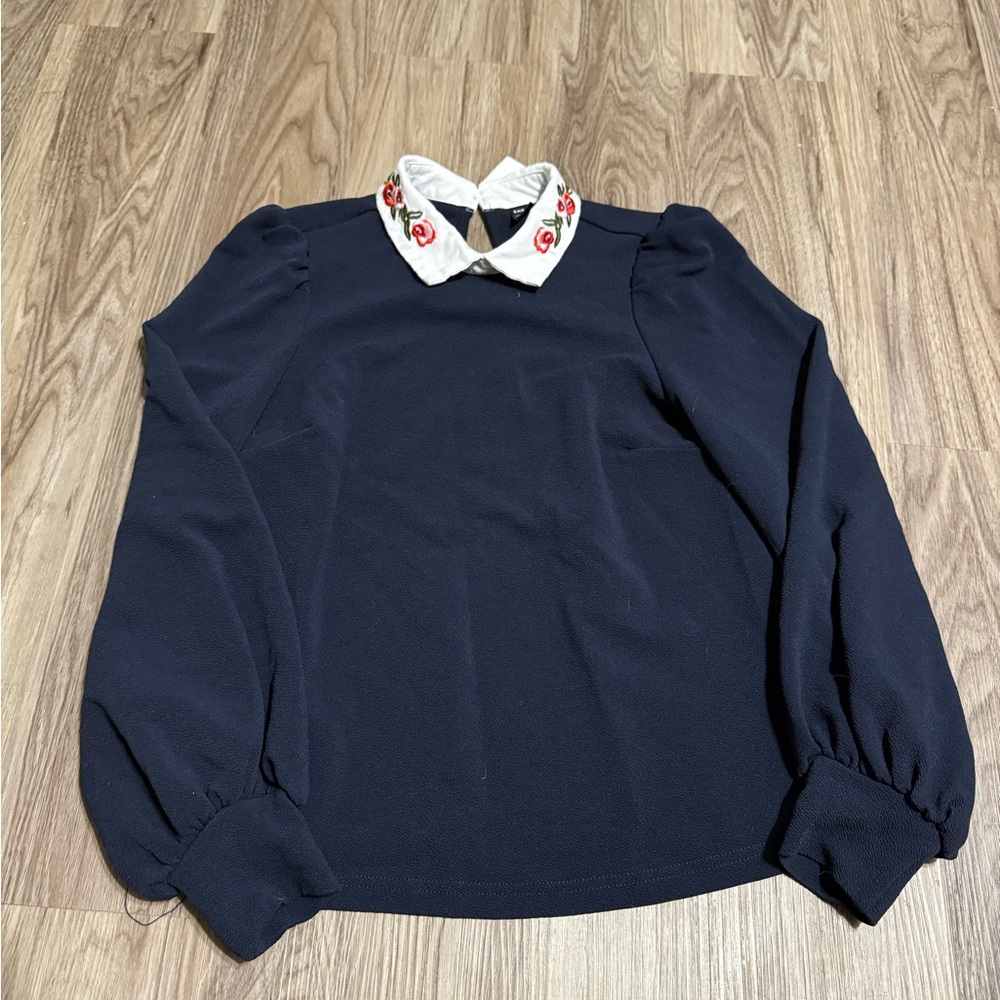 SHEIN Navy Top with White Collar